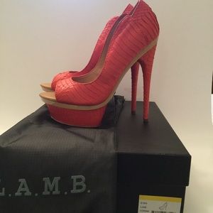 L.A.M.B. ILANE Open Toe Platform Pump (Sz 38)
